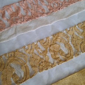 Romeo + Juliet Couture sheer with lace Tank top